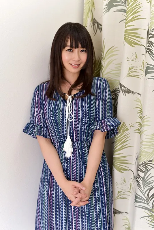 ‘出会える系’アプリ即ヤリ中出し 俺のチ○ポのイイ部分を探るような卑猥手コキが女神すぎるエステティシャンと会いました。清楚風くそビッチ6人5時間 サンプル4