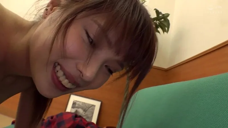 恋愛とかには興味なさそうなガードの固いボーイッシュ女子大生をデカチン爆ピストンで半泣きアクメに追い込んだ! サンプル3