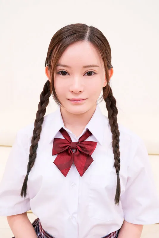 素人ナンパ 代々木でみつけたウブな女子校生に18cmメガチ〇ポを素股してもらったら、こんなにヤラしい事になりました。 美好柚伽 サンプル1