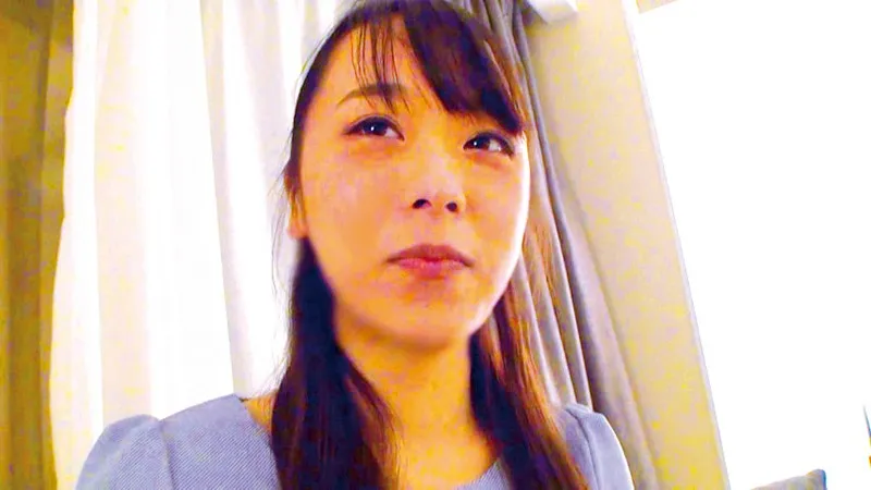 【素人動画】【生中出し】 6清楚系のななちゃん(21)に無許可でオマ○コに大量ザーメン注入!※コールセンターでバイト中某SNSで知り合って交渉!! サンプル1