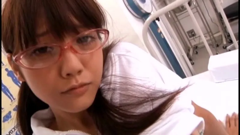 可愛いメガネっ娘妹とセックス みづなれい サンプル3