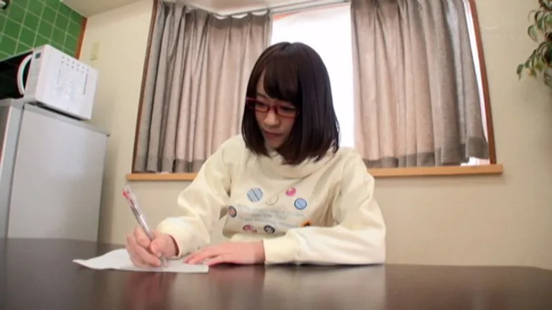 地味でオタクなメガネ女子が来たので面接からの流れでAV撮ってみた件5 ゆうは サンプル1