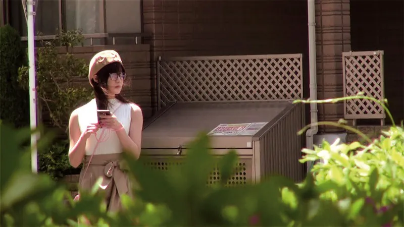 新人AV debut 巨乳でメガネの地味子ちゃんにず~っと乳首こねくりながらオナニーさせて焦らし寸止め 絶頂後ひたすら連撃ピストン みらいちゃん(20歳) サンプル1