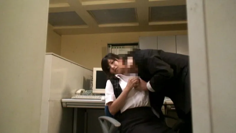 清楚ぶってるのは見た目だけ!美形スケベOL達の全開SEX! サンプル1