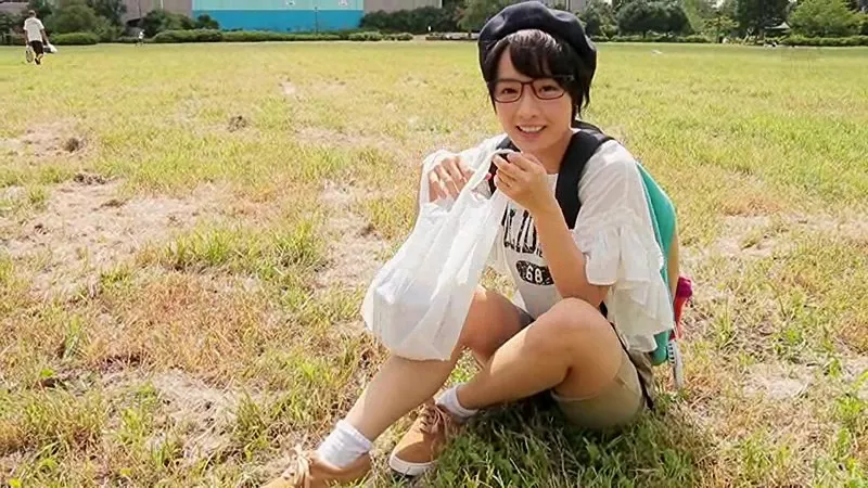 舐められたくて舐めたい粘着メガネ腐女子 向井藍 サンプル1