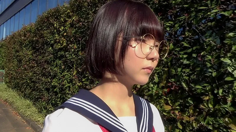 団地暮らしのJカップ金欠貧乏メガネっ娘ねんね 初愛ねんね サンプル1