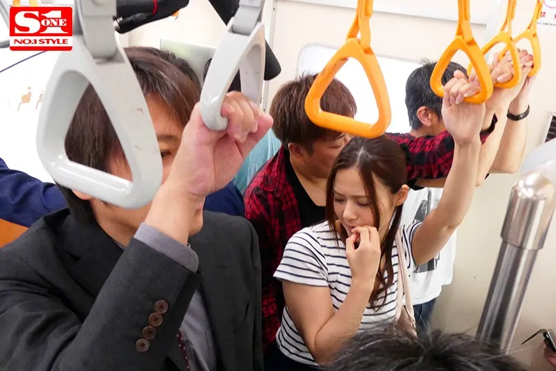清楚女子大生 強・制・連・結エスカレートしていく連日痴●車両 吉高寧々 サンプル3