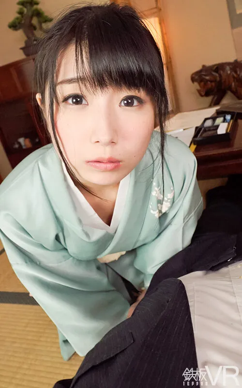 【VR】清楚な美人書道家と欲情筆愛撫!見抜かれた下心。着衣の陰に美しさと激しさの激ハメ中出し みひな サンプル2