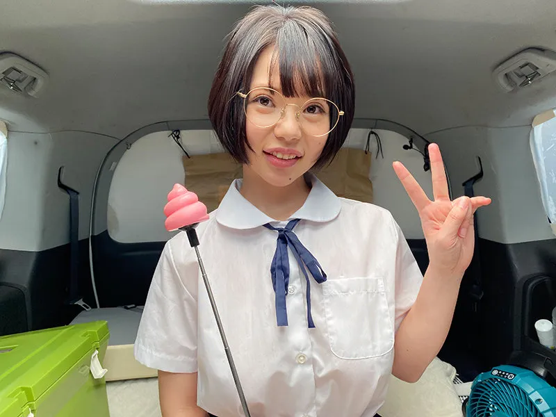 【VR】真夏の炎天下の狭い車内で汗だくになって肉食系カーセックスしまくりました 初愛ねんね ~メガネっ娘・汗だっくだくでおっぱいぐっちゃぐちゃ編~ サンプル1