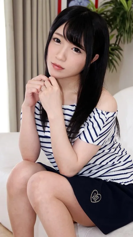 ドスケベロリ奥さん 清楚な美形なのに変態プレイで覚醒しガクガク昇天 南梨央奈 サンプル1
