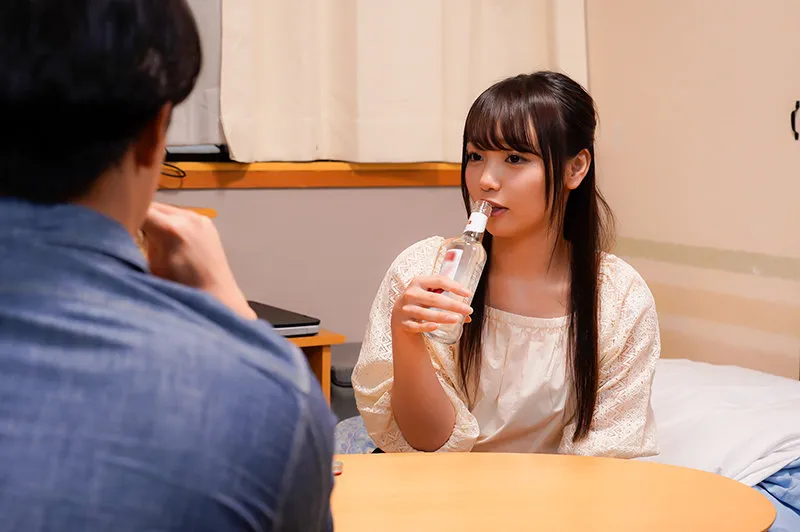 バイト先の後輩は宅飲みで口説いたら、ダメッと言いつつもヤレたうえボクとのセックスにドハマリした清楚系ビッチ女子でした。 斎藤まりな サンプル4
