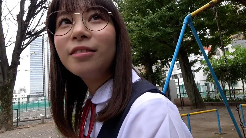 剛毛メガネ女子に誘われて 江本あやみ サンプル1