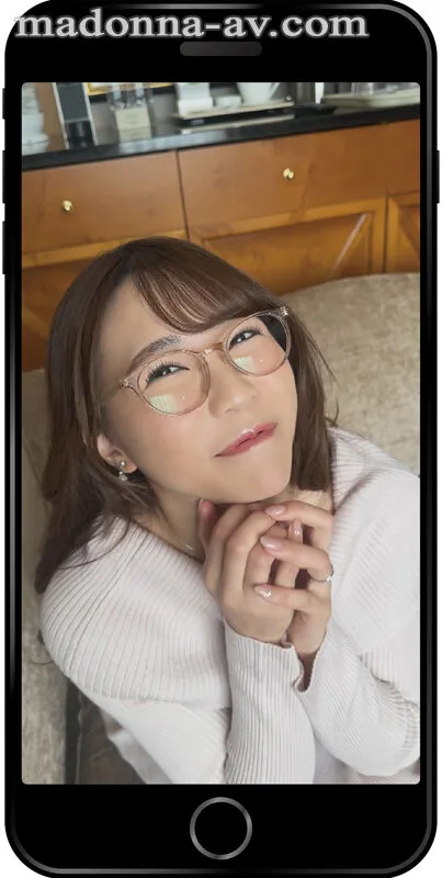 【スマホ推奨】 タテ動画 サクっとヌキたい人専門。 ※こちらは≪MADOOOON!!!! めがね 「ただ、‘眼鏡’だけかけてと言われて来ました。」≫の本編中にスマホで撮影した映像です―。 一乃あおい サンプル3